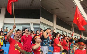 CĐV đặc biệt trên khán đài sân Mỹ Đình chiều nay: Vượt gần 183 km đi đón U23 Việt Nam