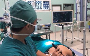 Đau đầu cả tháng, bé trai 11 tuổi phát hiện u não