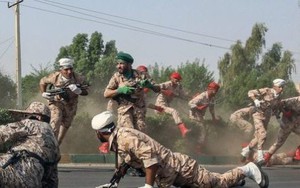 Vụ tấn công đẫm máu trong lễ duyệt binh: Iran cáo buộc Mỹ-Israel, thề tung đòn "trả thù chết chóc"