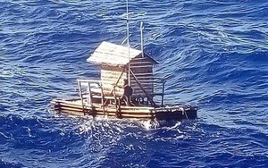 Câu chuyện phi thường: Chàng trai Indonesia "uống nước biển, bắt cá bằng tay không" sống sót sau 49 ngày lênh đênh giữa biển khơi
