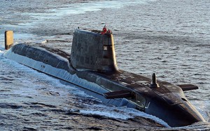 Tàu ngầm tỷ đô gặp tai nạn trước ngày đi biển, thủy thủ Anh lo sợ bị “nguyền rủa”