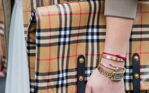 Không còn bị đốt bỏ, hàng tồn của Burberry được tái chế thành sản phẩm thời trang vì môi trường theo cách rất đặc biệt