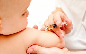 Sự thật về "vắc xin ngoại tiêm không sốt" khiến nhiều mẹ Việt chuộng hơn vắc xin nội