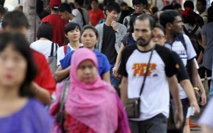 Ngân sách dư dả, Singapore thưởng tiền 2,8 triệu người dân