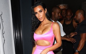 Kim Kardashian khoe dáng ‘đồng hồ cát’ trứ danh ở New York