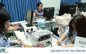 Thứ trưởng GDĐT: Có tình trạng “tự nguyện bắt buộc” gây phản cảm