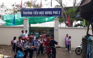 30 phụ huynh tới trường thắc mắc về việc dạy SGK Tiếng Việt mới: "Đã hiểu và ra về"