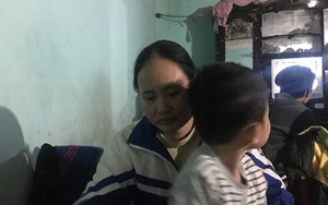 Người mẹ trong vụ bé gái khóc thét khi mẹ quay về đón sau 6 năm: "Tôi đòi lại con vì chồng giao bé cho hàng xóm nuôi"