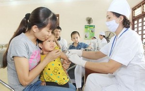 10 bệnh truyền nhiễm bắt buộc phải tiêm phòng cho trẻ dưới 5 tuổi