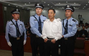 Trung Quốc bắt và xét xử Ủy viên Bộ chính trị đương nhiệm như thế nào?