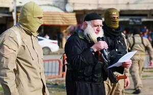 Abu Omer - "Đao phủ râu trắng" khét tiếng của IS sa lưới