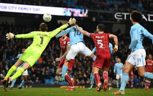 ĐIỂM NHẤN Man City 2-1 Bristol: Man City thắng nhọc, cần mua Sanchez ngay tháng Giêng