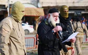 Vừa bị bắt, đao phủ khét tiếng của IS được thả với lý do không ngờ