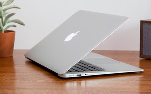 Apple bị tố "chém gió" về thời gian pin chờ trên MacBook