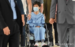 Cựu Tổng thống Park Geun-hye mắc nhiều bệnh trong tù