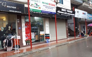 Lạ mắt với hàng cột, biển ‘đồng phục’ tại tuyến phố kiểu mẫu thứ 2 của Hà Nội