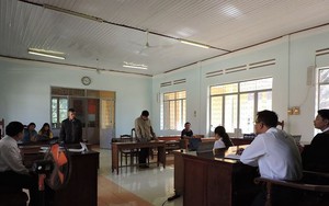 Bị đánh gãy sống mũi vì không chịu nhảy tại đám cưới