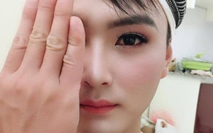 Bức ảnh 'khi bạn có vợ làm make up' và sự thật về anh chồng quyến rũ dưới tay 'cô vợ phù thủy'