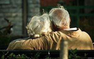 Cha là gì? Mẹ là gì? Bài viết sâu sắc thức tỉnh tất cả những người làm con!