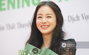 Đẹp đỉnh cao là vậy, nhưng Kim Tae Hee bất ngờ lộ dấu hiệu tuổi tác tại sự kiện ở Hà Nội