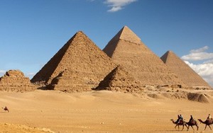 Giấy cổ papyrus hé lộ bí mật về việc xây dựng kim tự tháp