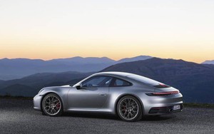 Video: Porsche 911 thế hệ mới được giới thiệu với động cơ ấn tượng