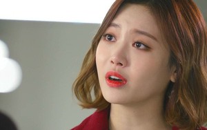 Hễ có dịp là mẹ chồng lại chê bai thông gia nghèo, nàng dâu tức mình đáp trả thế này khiến bà nín thinh