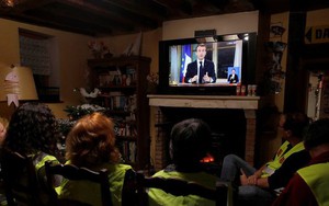 Sau tuyên bố của TT Macron, phe đối lập Pháp đồng loạt đòi đấu tranh