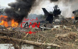 Trượt khỏi đường băng, Boeing-707 của quân đội Iran bốc cháy, chỉ 1 người sống sót