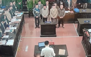 Kịch tính vụ án chạy thận: Cấp trên nói nhân viên có đi làm - cấp dưới quả quyết "Không!"