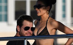 Hoa hậu Olivia Culpo diện bikini, thả sức vui đùa trên du thuyền