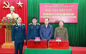 Bàn giao mẫu vật vụ MiG21U mất tích 47 năm trước