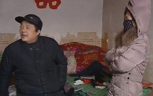 Trở về nhà sau 16 năm làm ăn xa quê, người phụ nữ bị chồng và con gái đuổi thẳng cổ vì lý do này