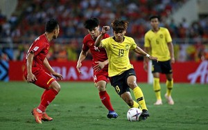 Fan Malaysia quyên tiền để kiện CLB