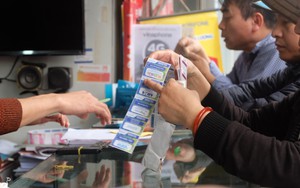 Trước đợt thanh tra toàn diện, sim rác bán tràn lan với giá rẻ như mớ rau ngoài chợ