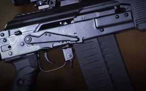 Súng AK bắn đạn NATO: Chiến lược khôn ngoan hay "sự lựa chọn ngu ngốc" của Nga?