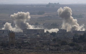 Mỹ rút, Moskva thừa cơ cầm trịch Bắc Syria: Lính Nga án ngữ chiến tuyến giữa quân Thổ-SAA