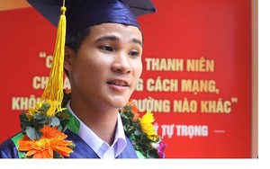 Chân dung "anh công nhân" nghèo đỗ thủ khoa đại học