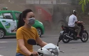 Ô nhiễm gia tăng, Hà Nội cần tái khởi động rửa đường bằng xe chuyên dụng