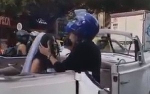 Người yêu cũ đi lấy chồng, chàng trai quỳ giữa đường cầu xin 'đừng kết hôn' và cái kết bất ngờ