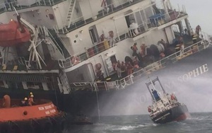 18 thuyền viên nước ngoài hốt hoảng khi tàu 9000 tấn bị thủng, nghiêng trên vùng biển Hà Tĩnh