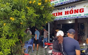 Lời khai của thanh niên cầm búa đập tủ kính, cướp tiệm vàng Kim Hồng ở Long An