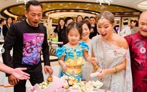 Vợ tỷ phú sòng bài vui mừng khi chồng chia tay siêu mẫu