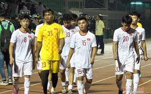 HLV Philippe Trouisser kém vui về chiến thắng của U19 Việt Nam