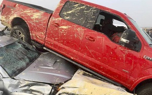 69 xe hơi lao chất chồng lên nhau trong tai nạn liên hoàn gây tắc nghẽn cao tốc Mỹ