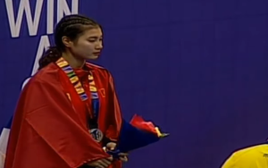 Trọng tài SEA Games tính điểm nhập nhằng, VĐV Việt Nam khóc nức nở vì mất huy chương vàng