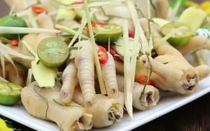 Chuyên gia dinh dưỡng: 2 cảnh báo về món chân gà ngâm xả, ớt khoái khẩu
