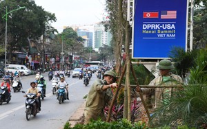 Đường phố Hà Nội trang hoàng chào đón hội nghị thượng đỉnh Mỹ - Triều