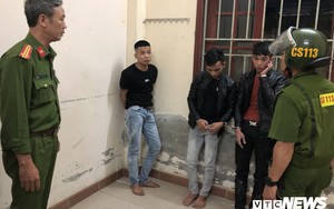 Lực lượng 911 khóa tay hàng chục thanh niên mang vũ khí, ma túy đi trong đêm ở Đà Nẵng