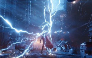 Siêu thần khí mới của Thor- rìu Stormbreaker chứa đựng sức mạnh phá hủy cả một hành tinh